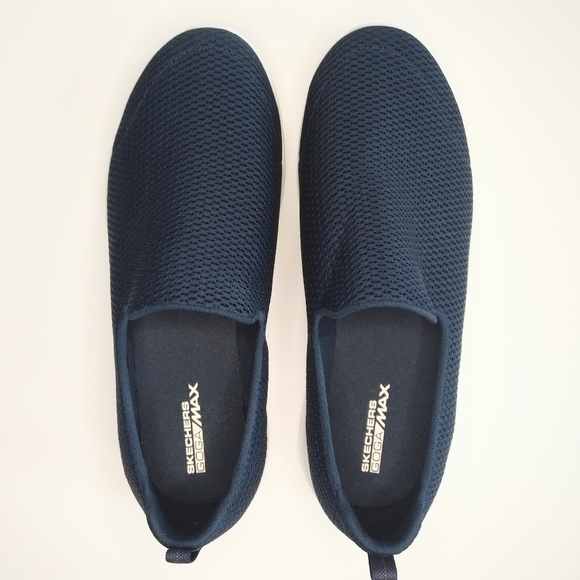 Skechers Go Walk GOGA Max Slip On Mocs Size 11 - Picture 2 of 11